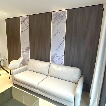 Designer 4 * בולסלאביש